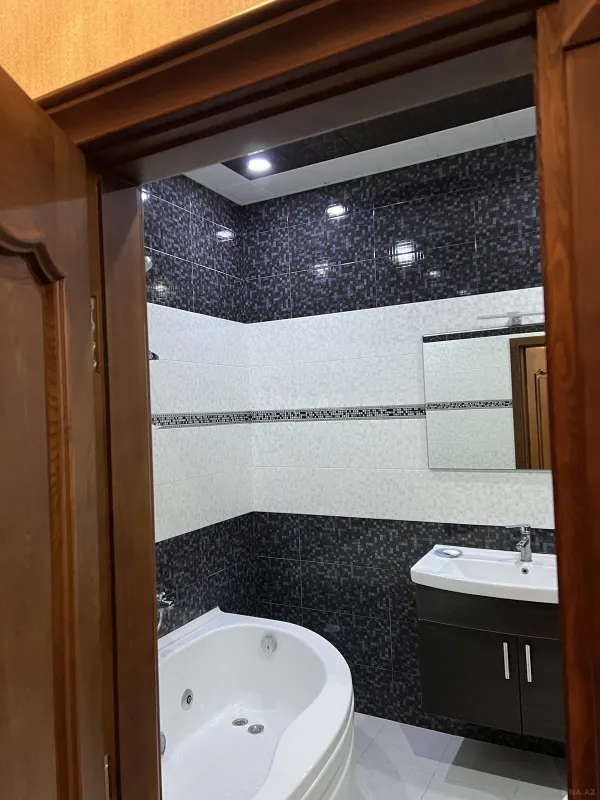 Kirayə verilir 3 otaqlı mənzil 120 m²