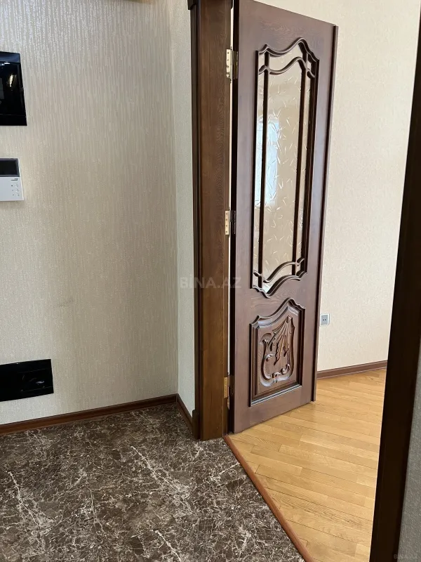 Kirayə verilir 3 otaqlı mənzil 120 m²