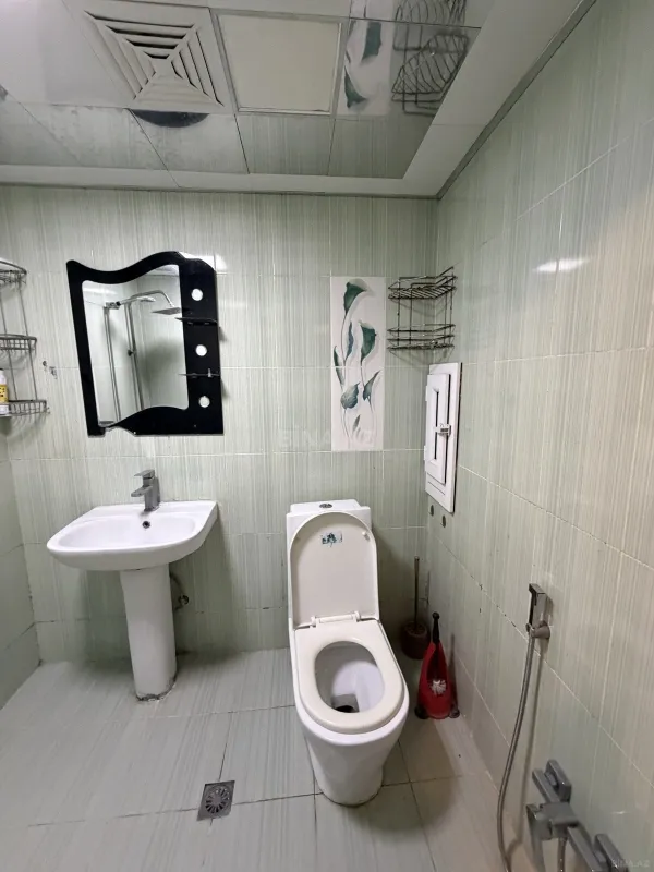 Kirayə verilir 2 otaqlı mənzil 65 m²