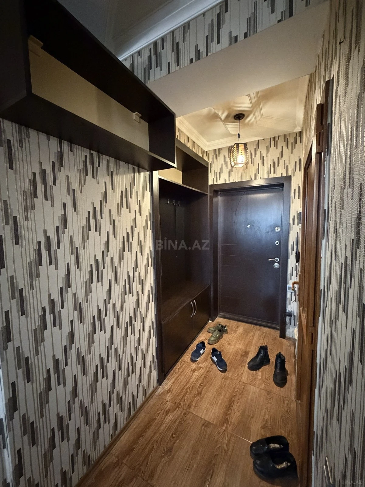 Kirayə verilir 2 otaqlı mənzil 65 m²