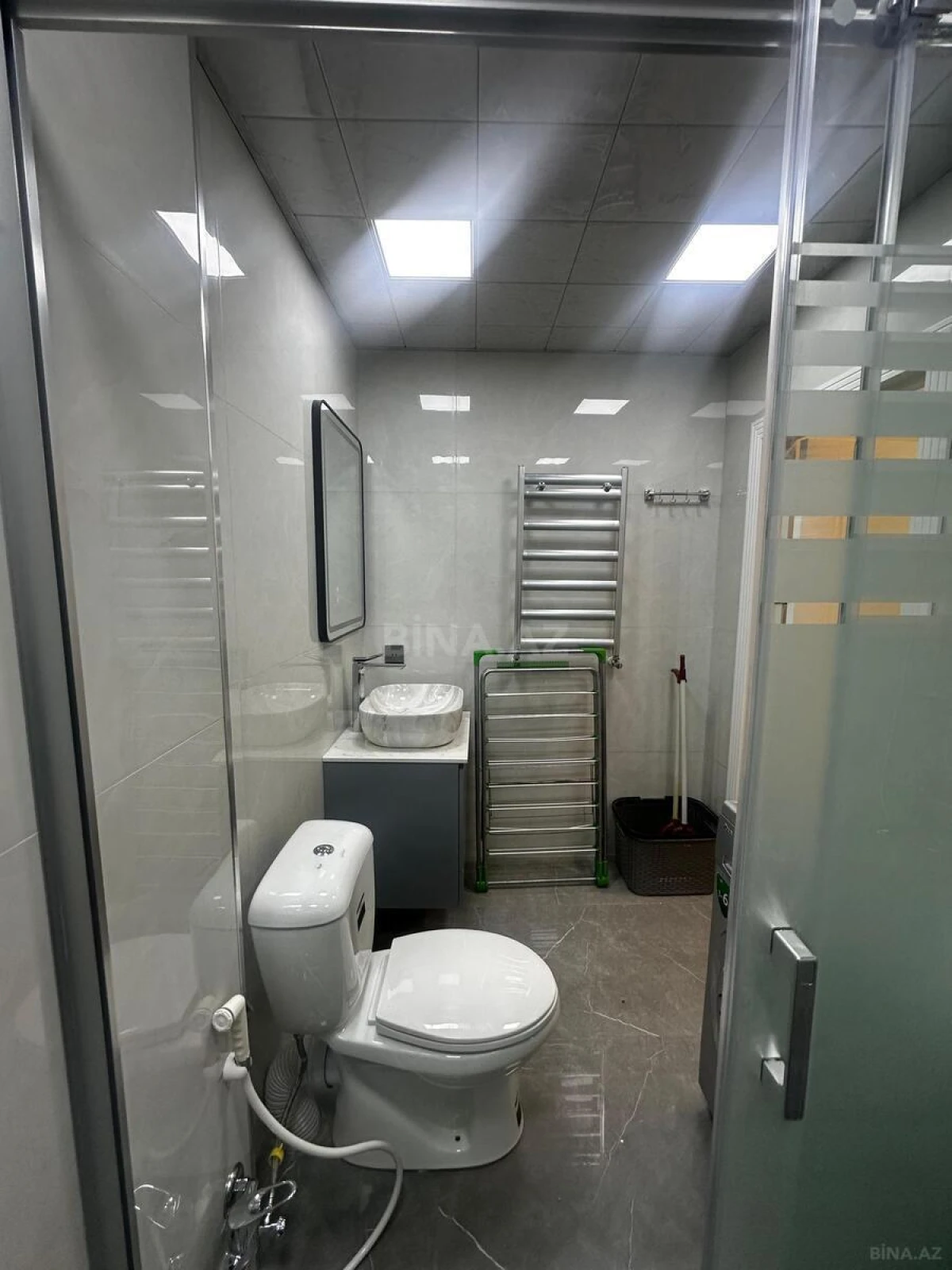 Kirayə verilir 2 otaqlı mənzil 60 m²