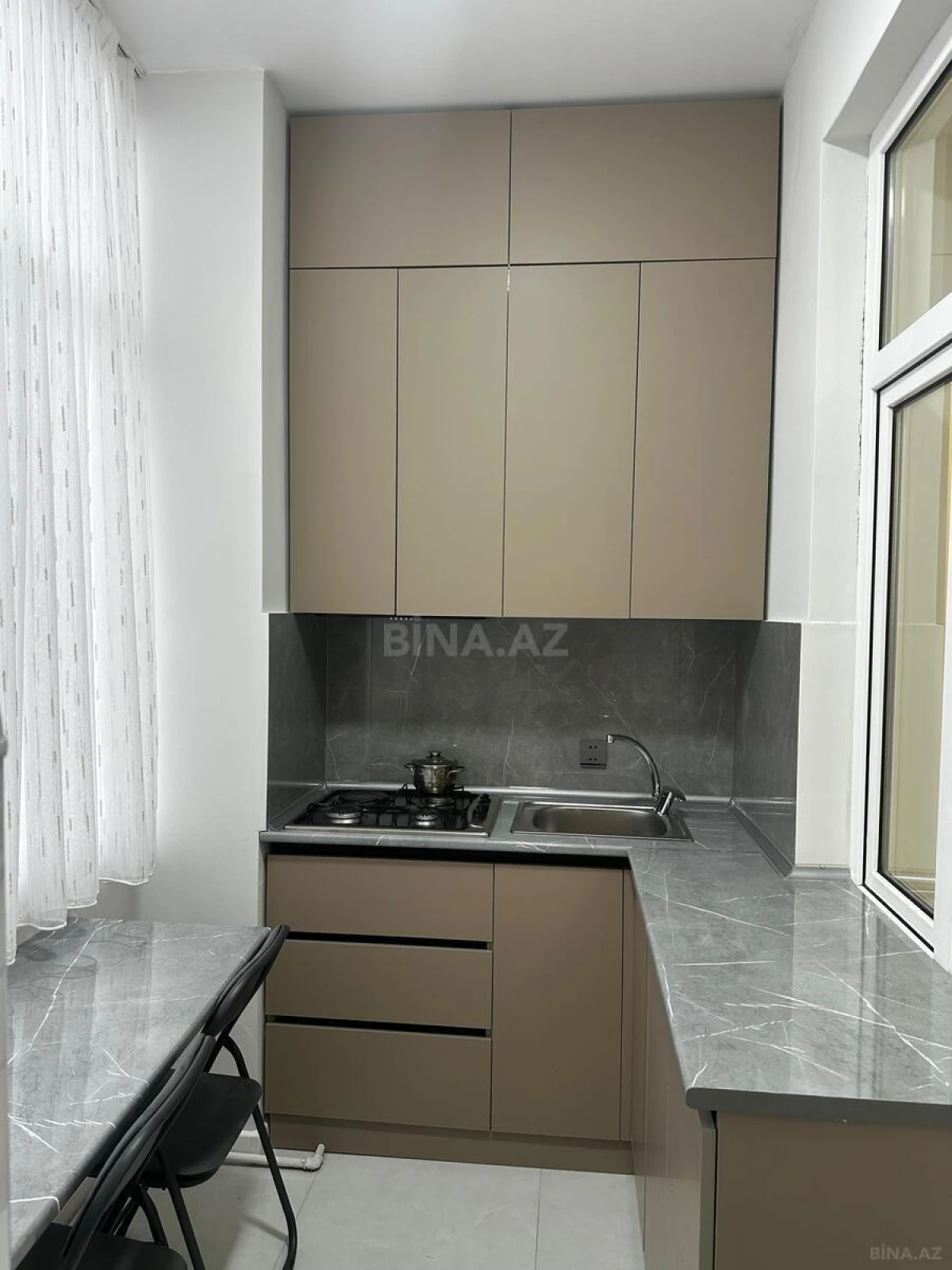 Kirayə verilir 2 otaqlı mənzil 60 m²