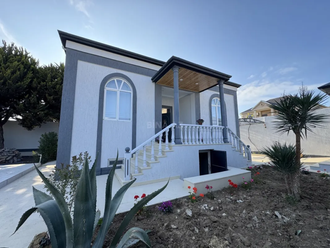 Satılır 4 otaqlı həyət evi 170 m²