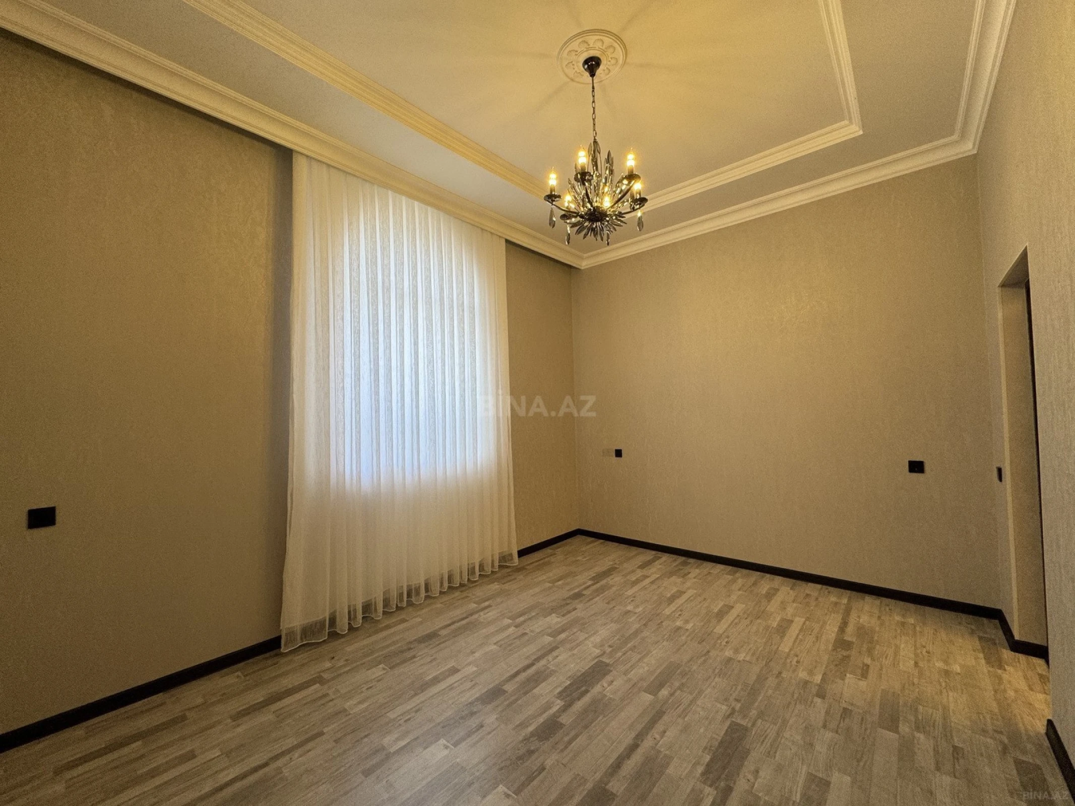 Satılır 4 otaqlı həyət evi 170 m²