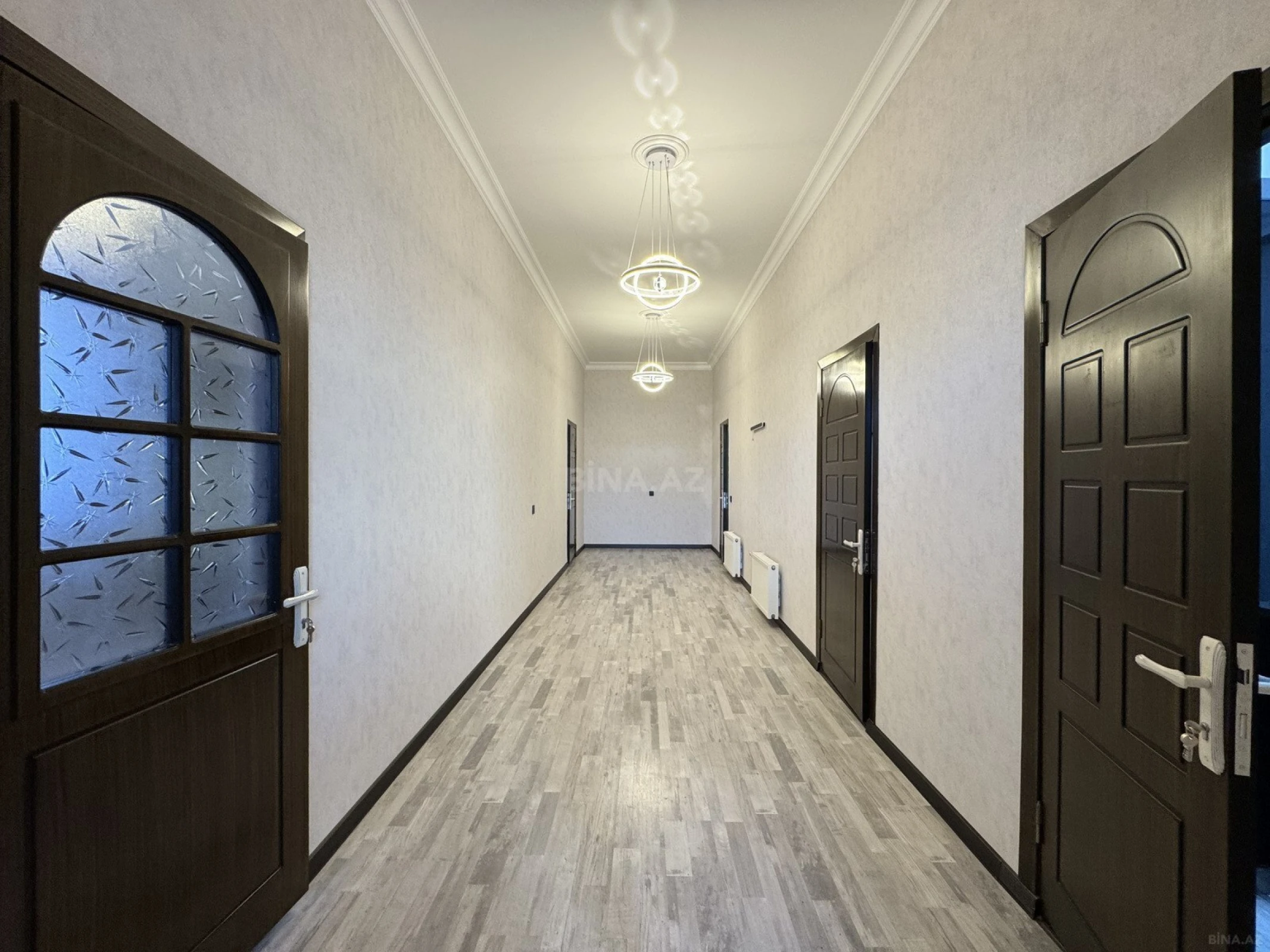 Satılır 4 otaqlı həyət evi 170 m²