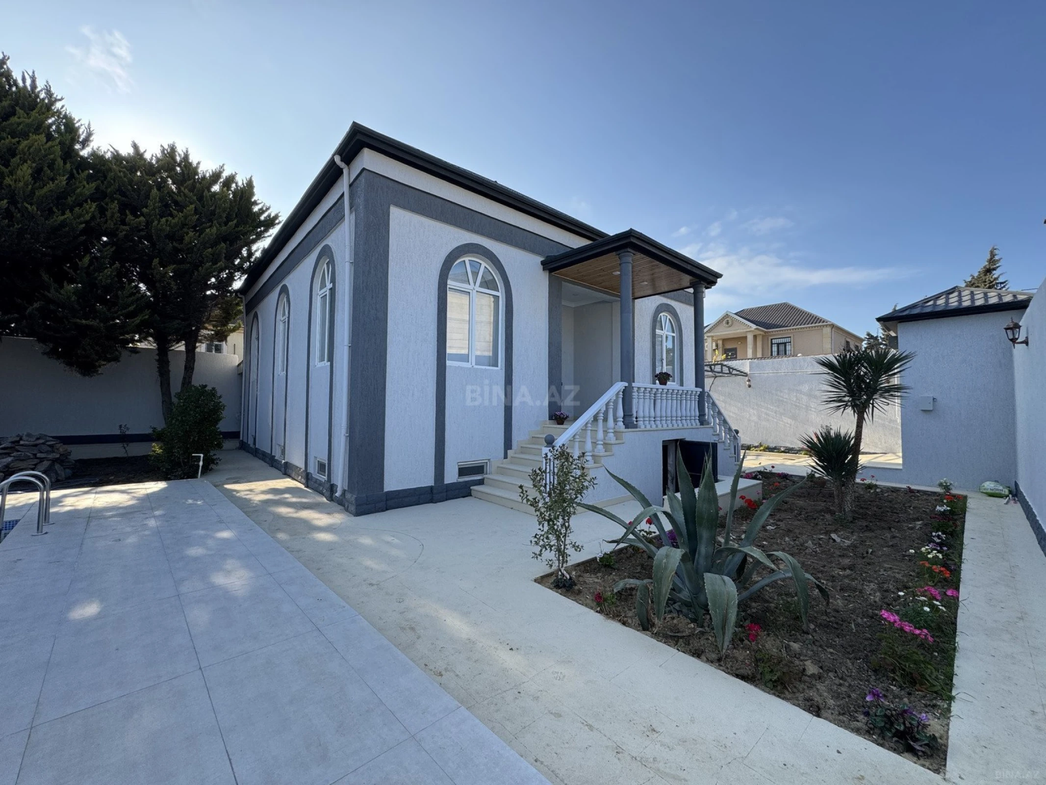 Satılır 4 otaqlı həyət evi 170 m²