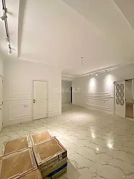 Satılır 3 otaqlı mənzil 160 m²
