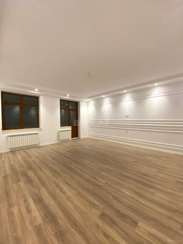 Satılır 3 otaqlı mənzil 160 m²