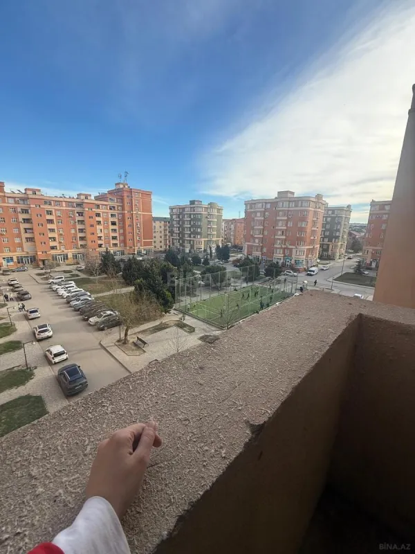 Kirayə verilir 2 otaqlı mənzil 45 m²