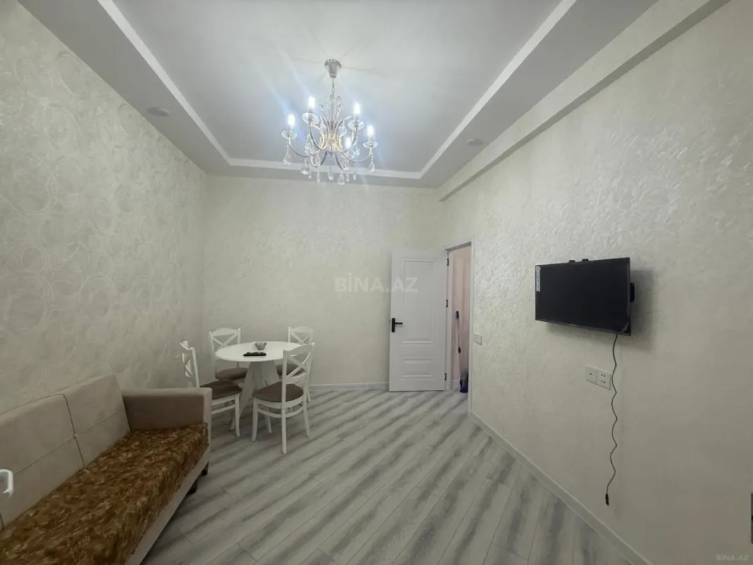 Kirayə verilir 2 otaqlı mənzil 45 m²