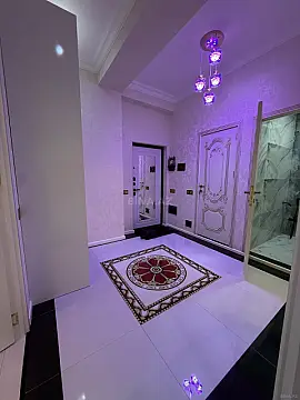 Kirayə verilir 2 otaqlı mənzil 74 m²