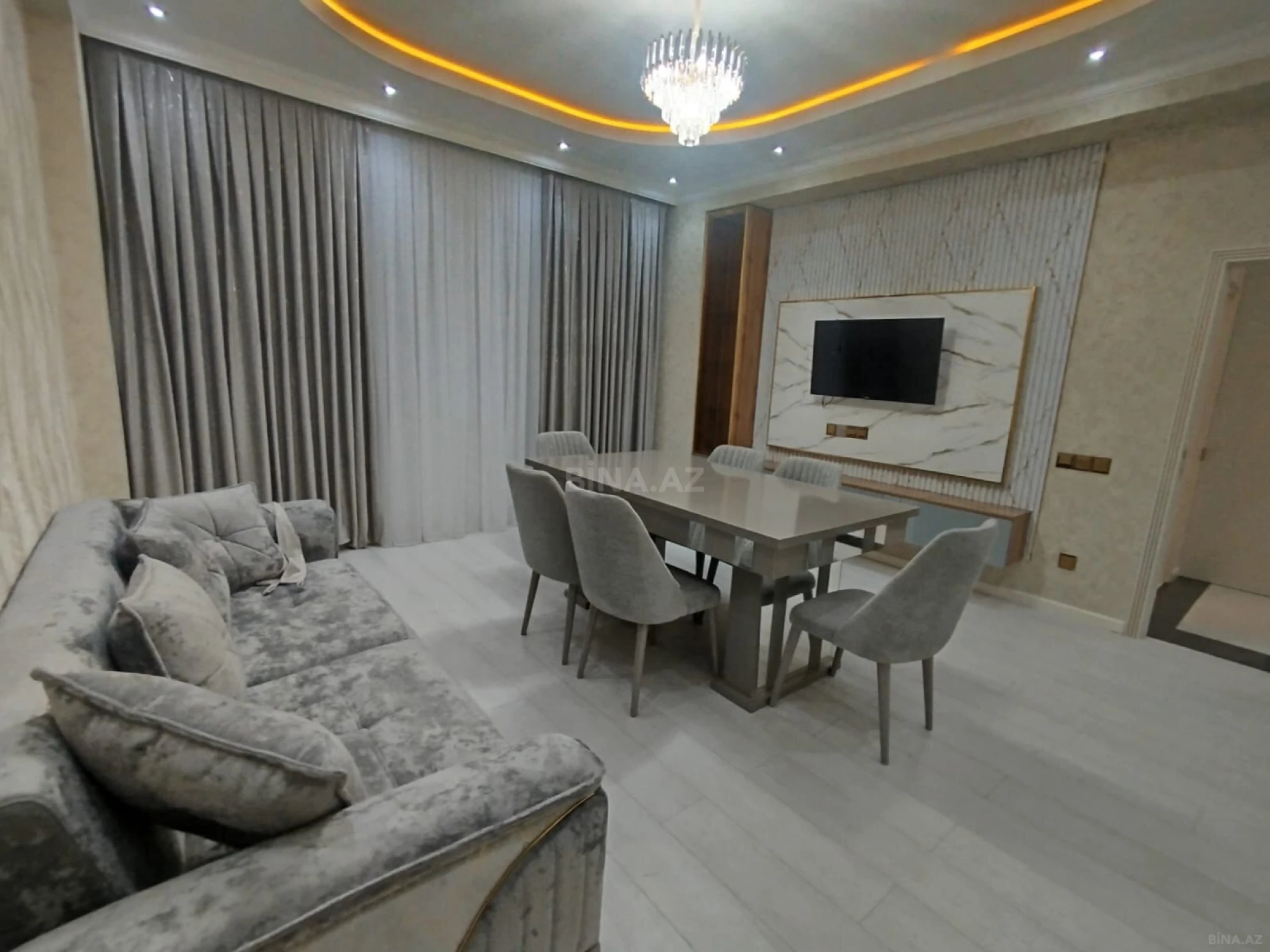 Kirayə verilir 2 otaqlı mənzil 74 m²