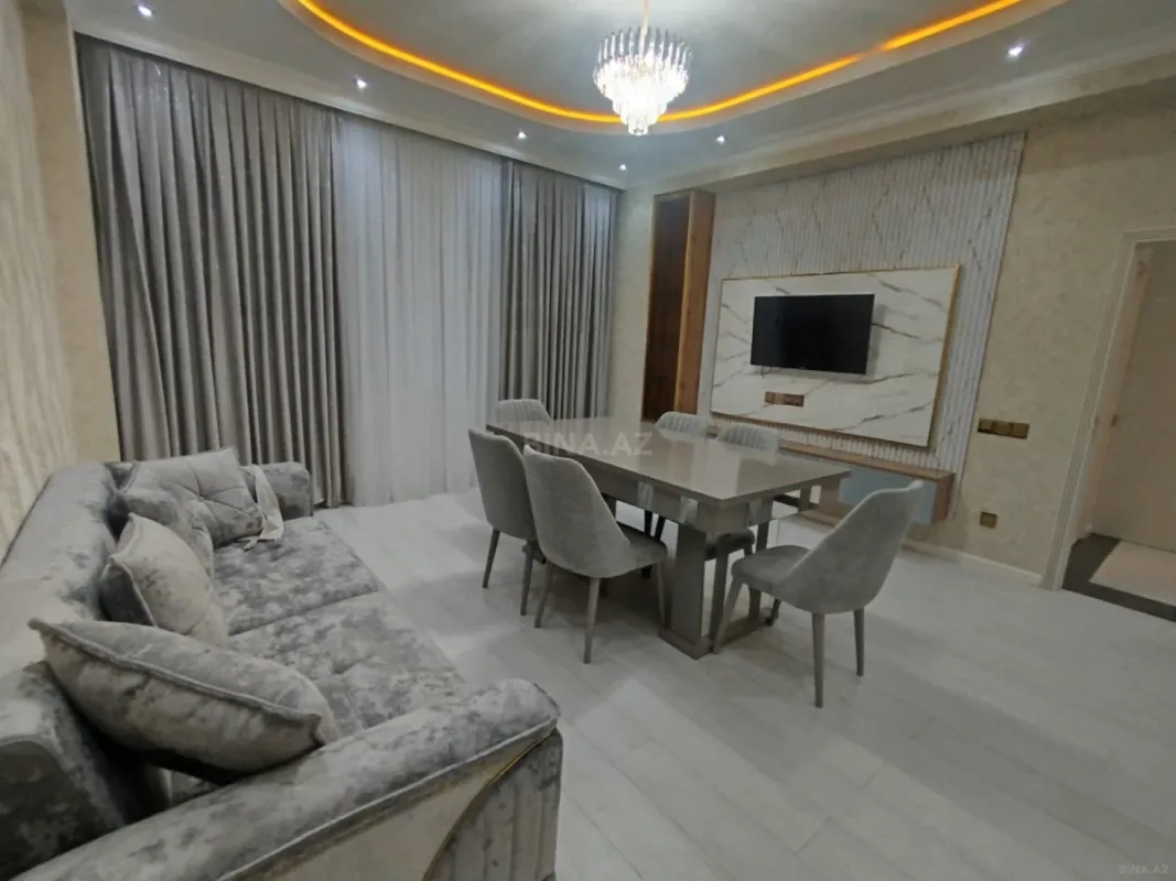 Kirayə verilir 2 otaqlı mənzil 74 m²