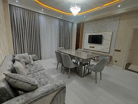 Kirayə verilir 2 otaqlı mənzil 74 m²