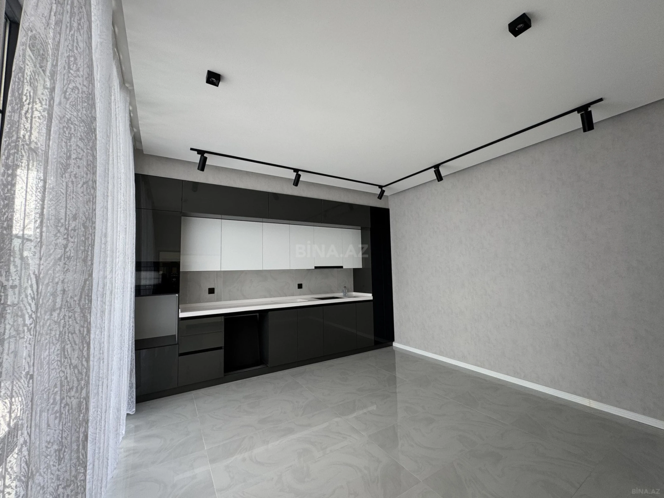 Satılır 3 otaqlı həyət evi 140 m²