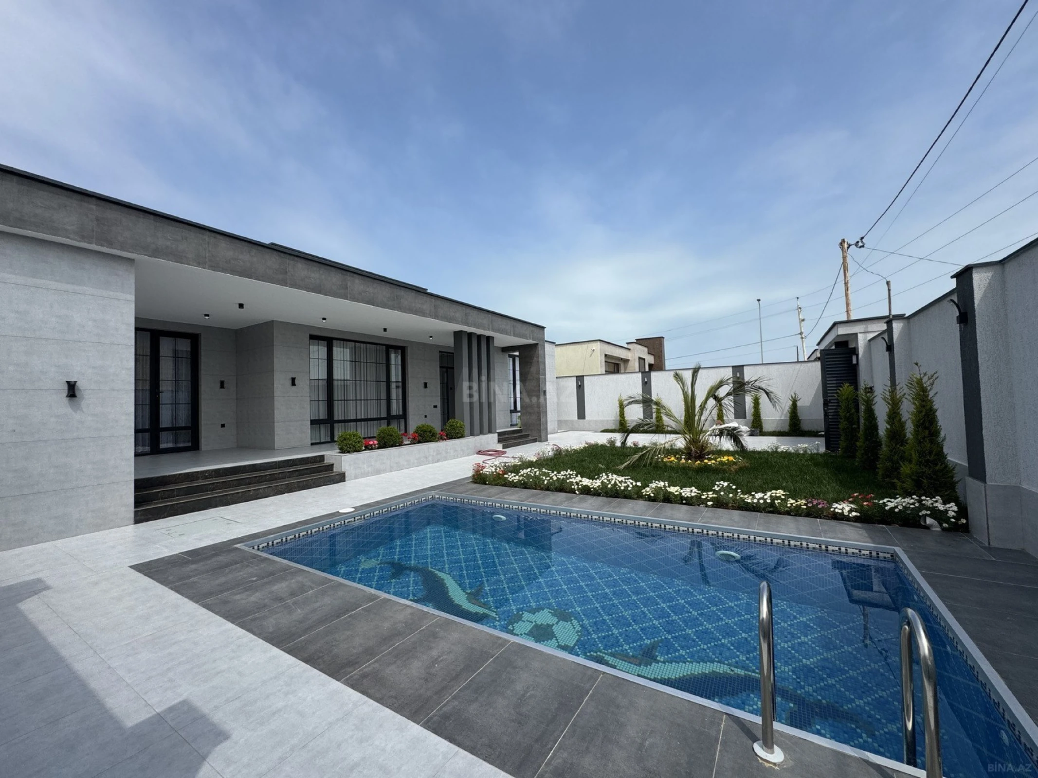 Satılır 3 otaqlı həyət evi 140 m²