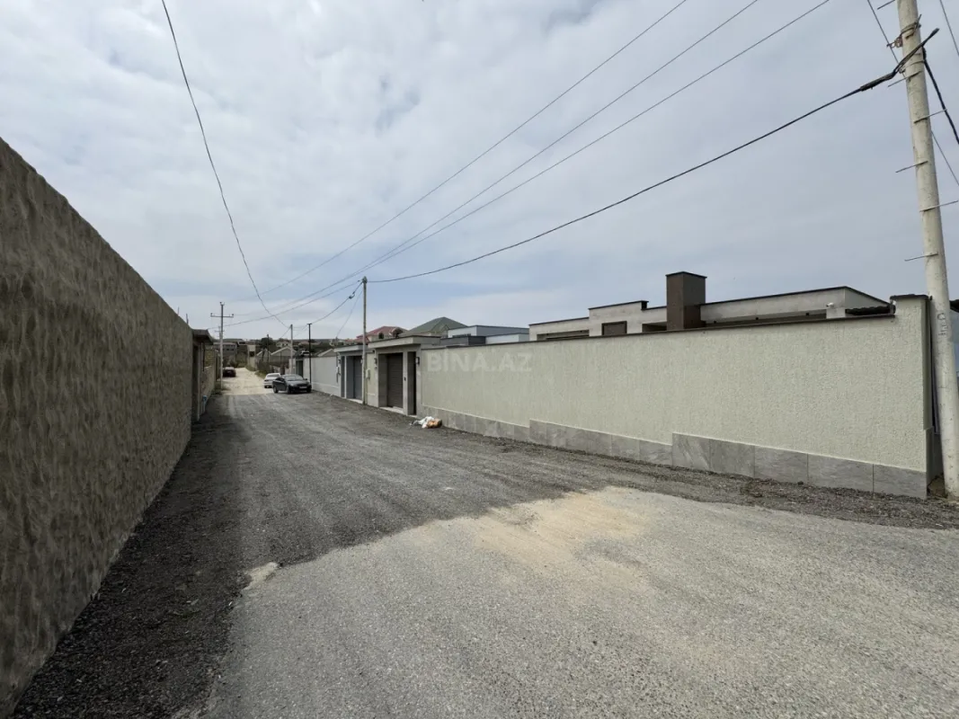 Satılır 3 otaqlı həyət evi 140 m²