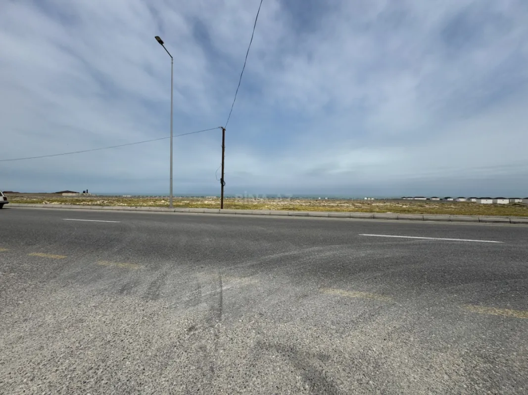 Satılır 3 otaqlı həyət evi 140 m²