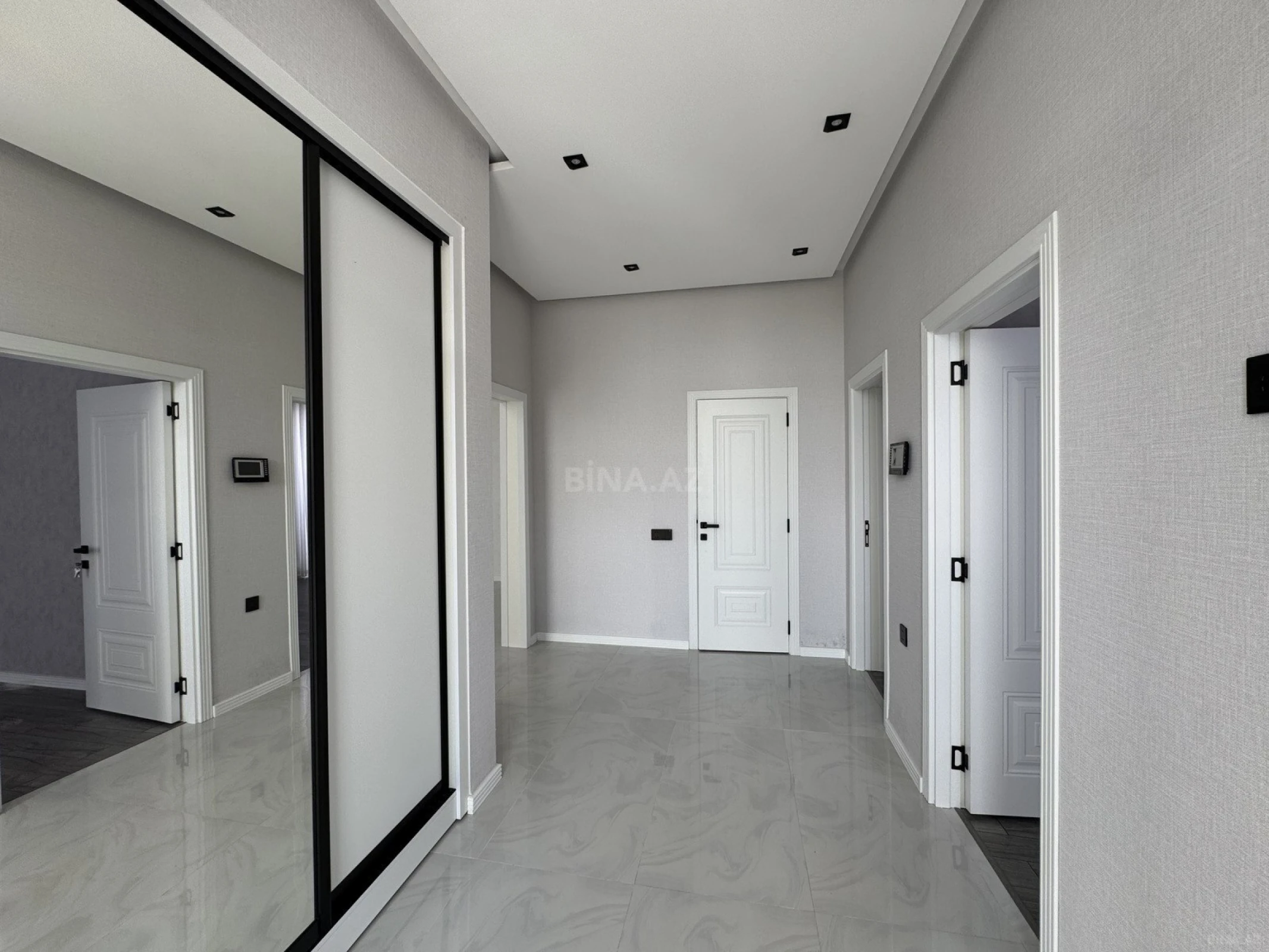 Satılır 3 otaqlı həyət evi 140 m²