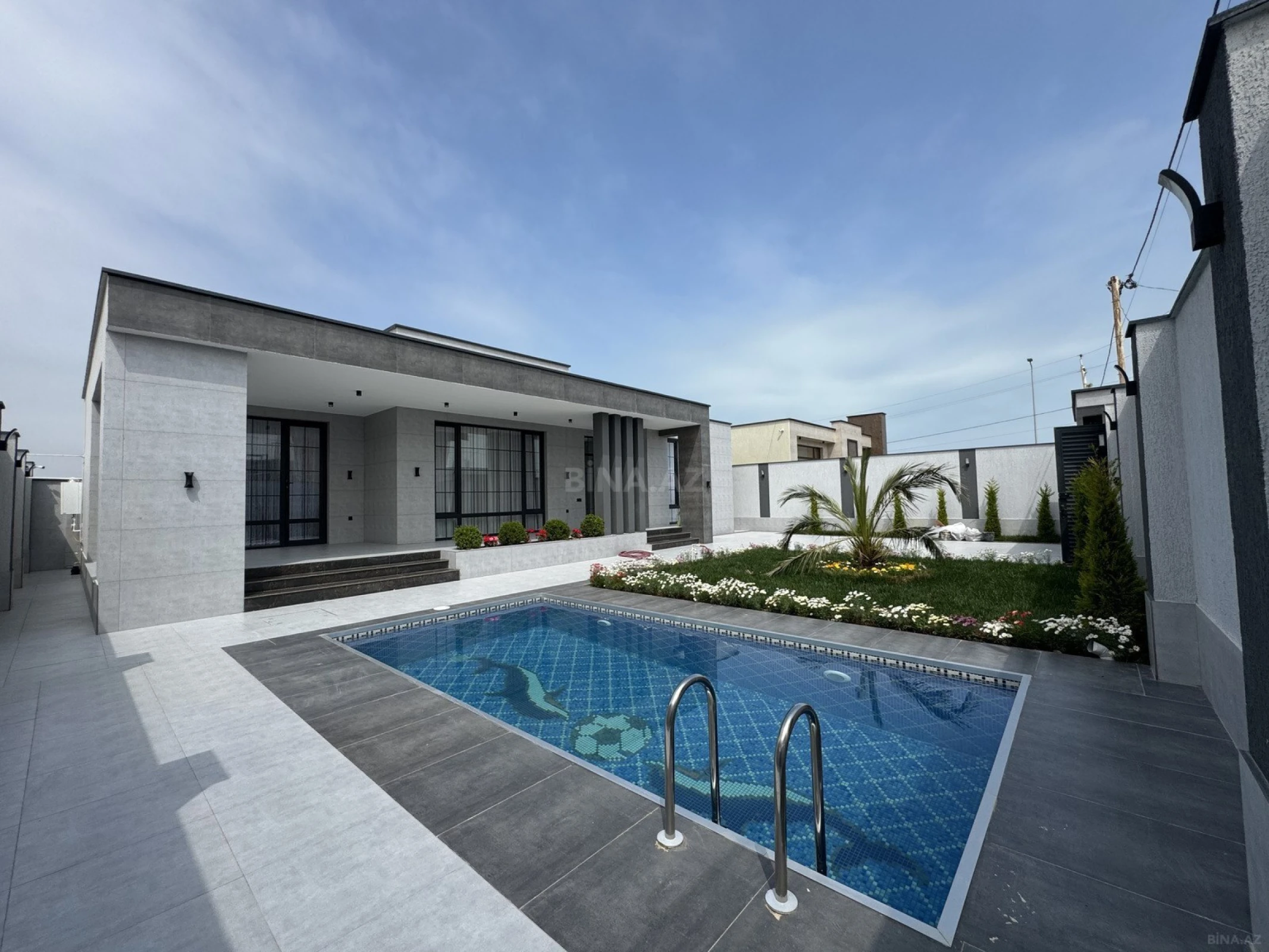 Satılır 3 otaqlı həyət evi 140 m²