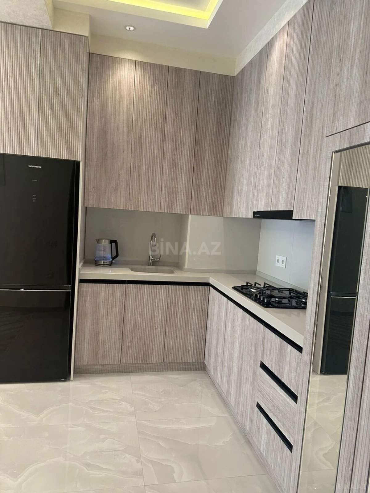 Kirayə verilir 2 otaqlı mənzil 55 m²