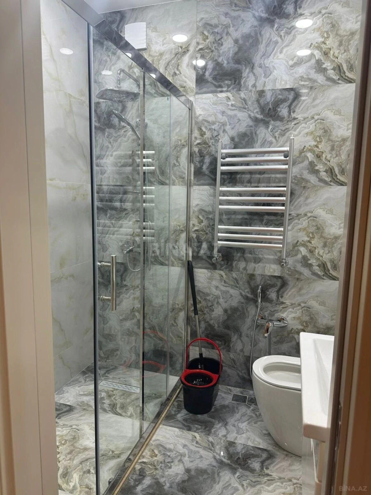 Kirayə verilir 2 otaqlı mənzil 55 m²