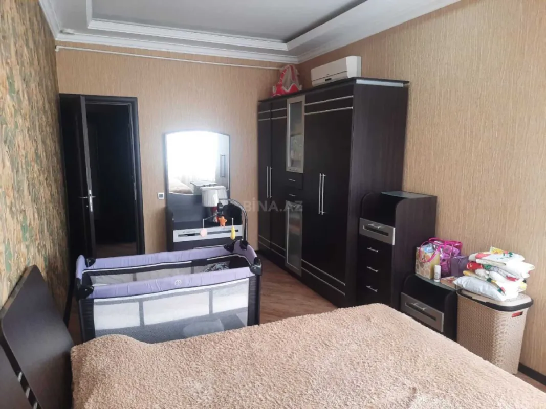 Kirayə verilir 3 otaqlı mənzil 150 m²