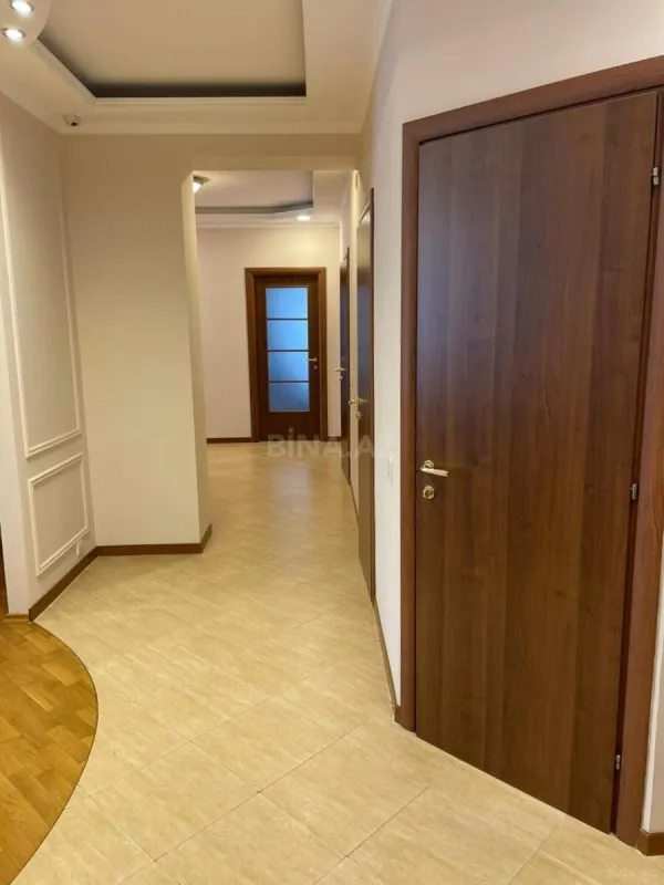 Kirayə verilir 3 otaqlı mənzil 82 m²