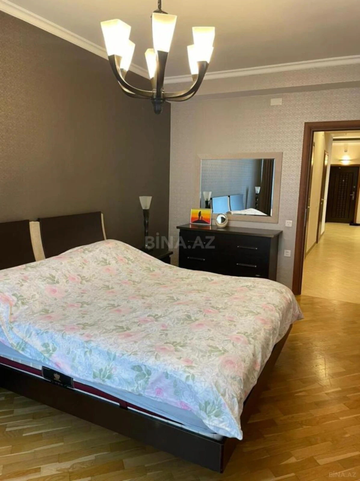 Kirayə verilir 3 otaqlı mənzil 82 m²