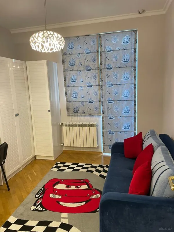 Kirayə verilir 3 otaqlı mənzil 82 m²