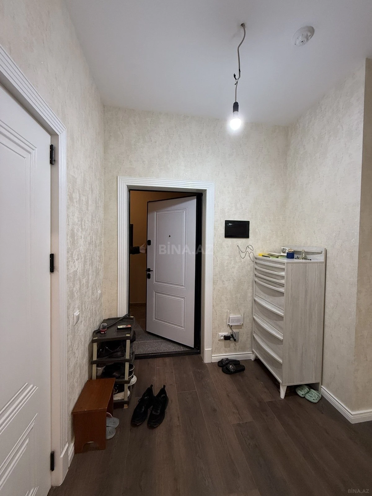 Kirayə verilir 2 otaqlı mənzil 50 m²