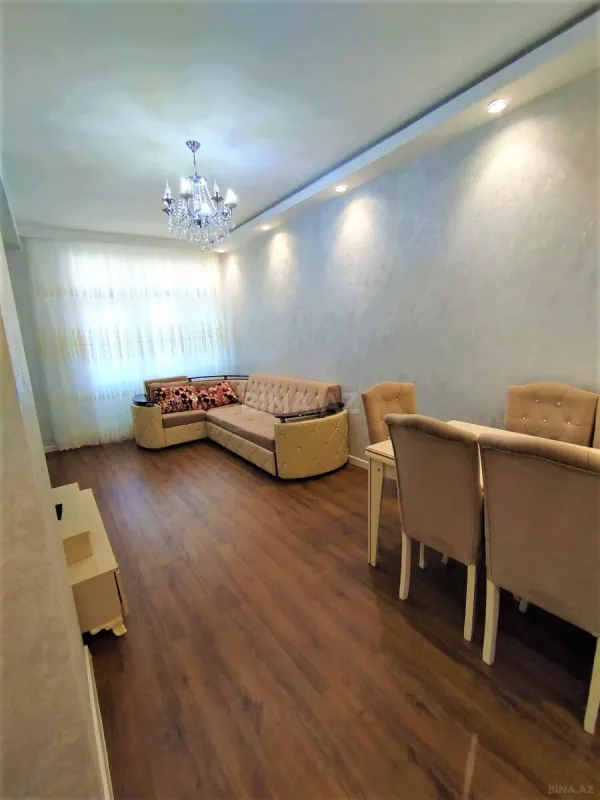 Kirayə verilir 2 otaqlı mənzil 87 m²