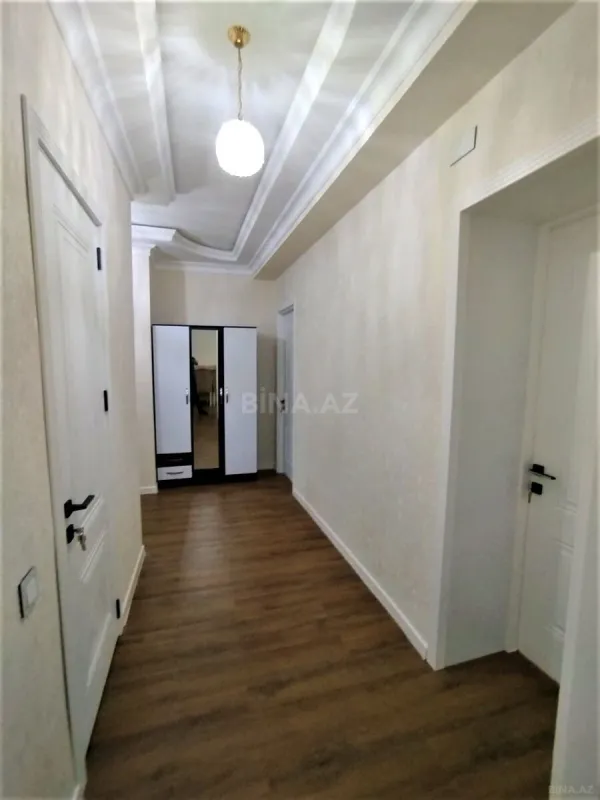 Kirayə verilir 2 otaqlı mənzil 87 m²