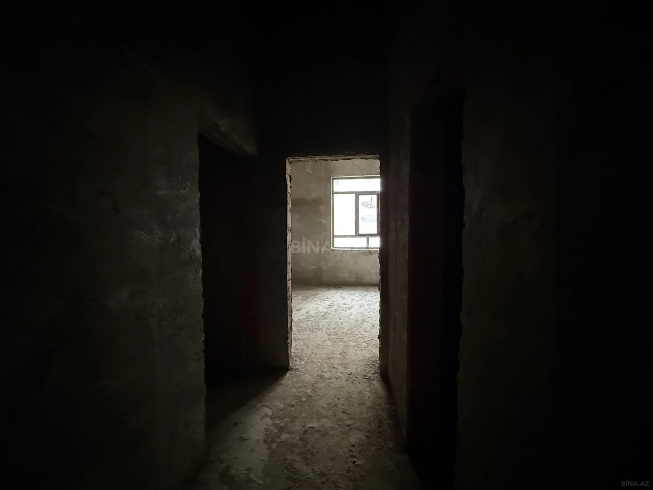 Satılır obyekt 602 m²