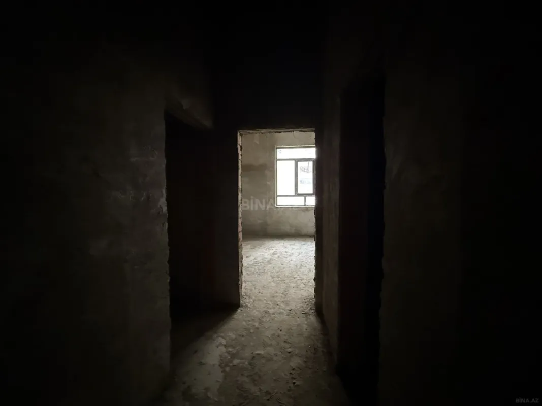 Satılır obyekt 602 m²