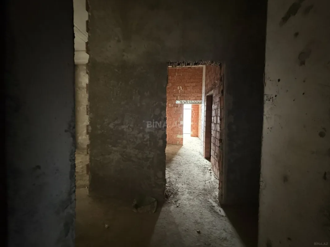 Satılır obyekt 602 m²