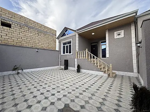 Satılır 3 otaqlı həyət evi 80 m² — Bakı 3 otaq 80.00 m²