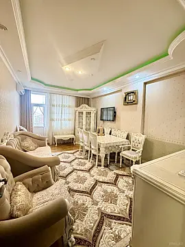 Kirayə verilir 3 otaqlı mənzil 100 m² — Bakı, Memar Əcəmi yanı 3 otaq 100.00 m²