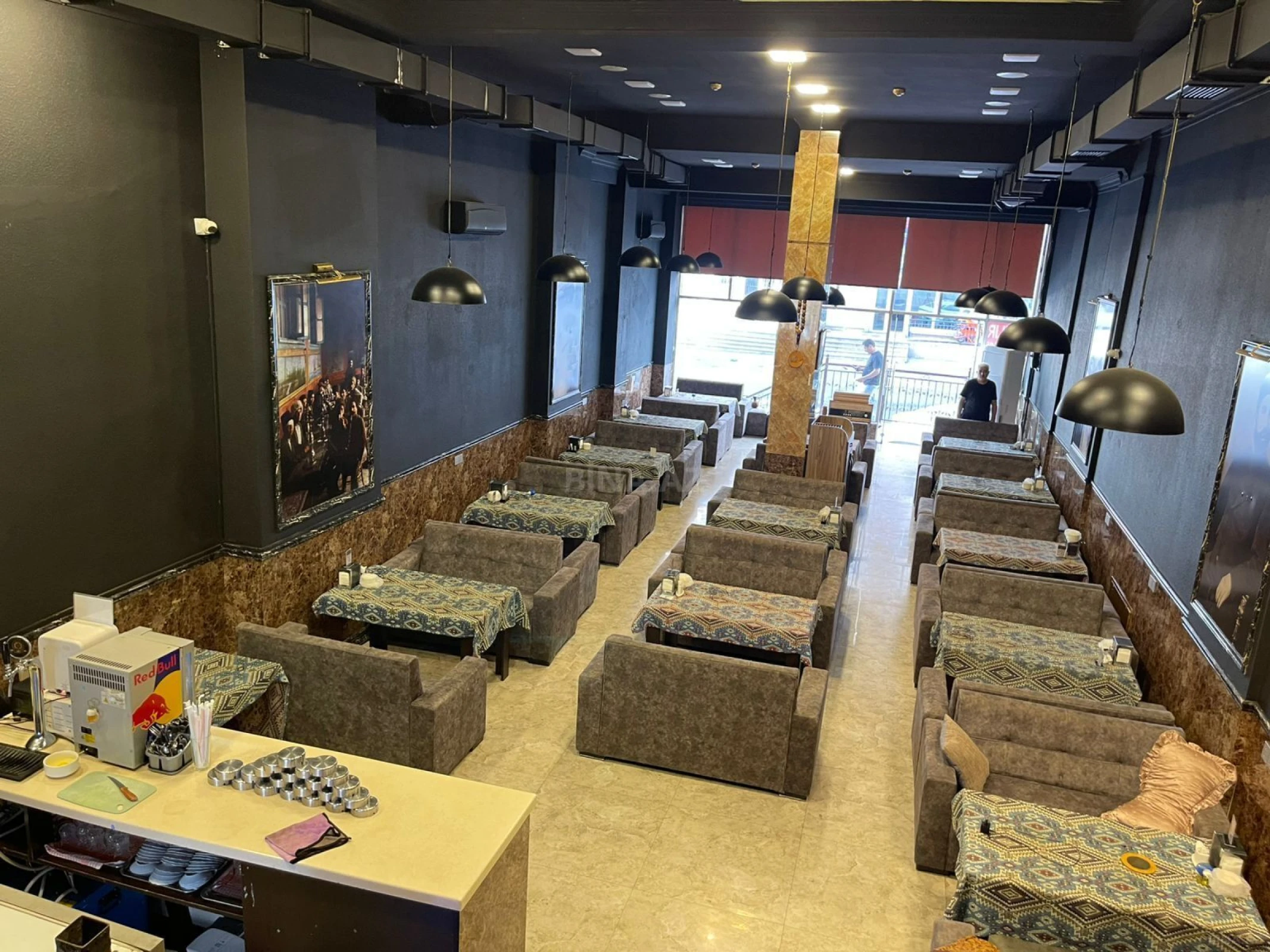 Satılır obyekt 200 m²