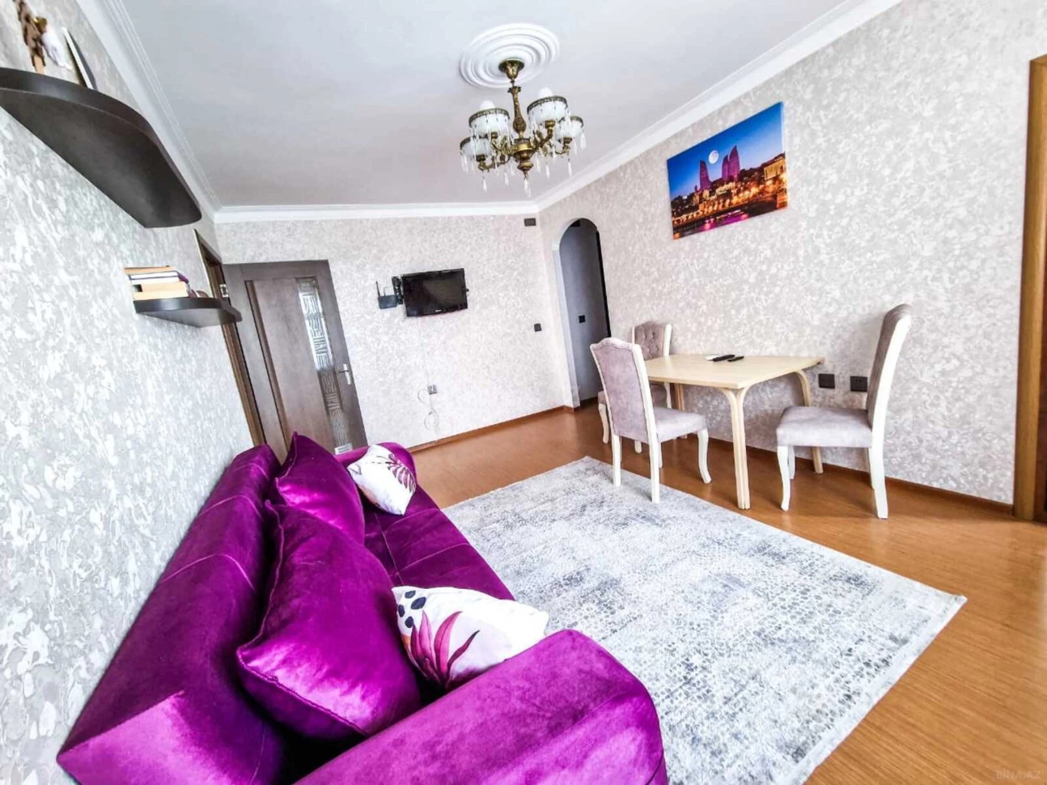 Kirayə verilir 2 otaqlı mənzil 52 m²