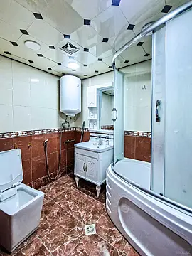 Kirayə verilir 2 otaqlı mənzil 52 m²