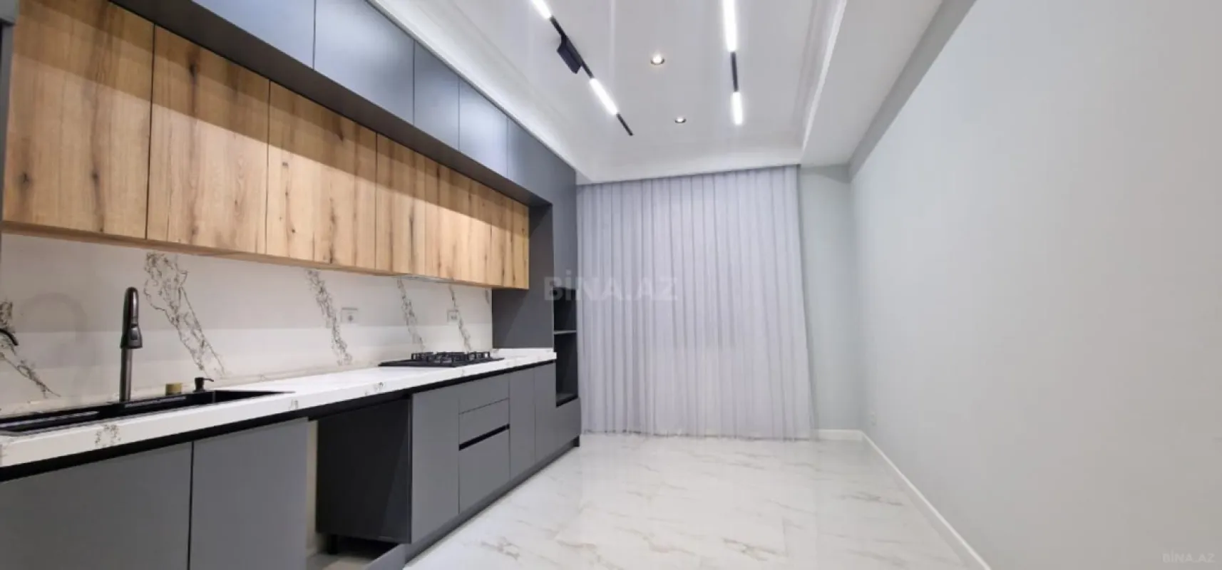 Satılır 3 otaqlı mənzil 134 m²