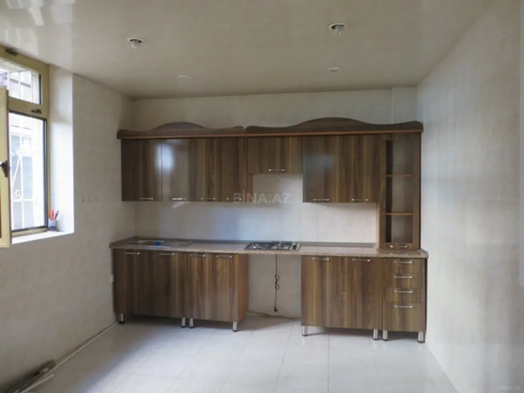 Kirayə verilir 4 otaqlı ofis 156 m²