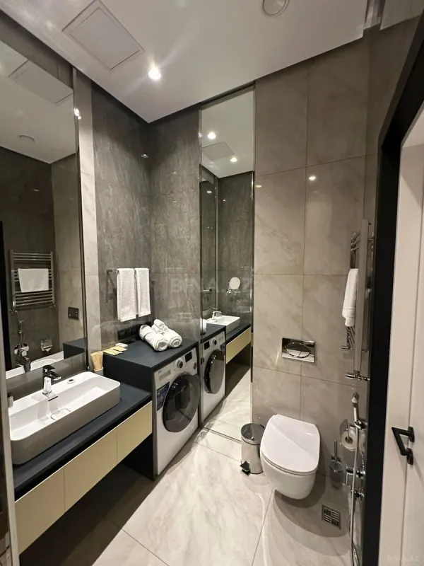 Satılır 2 otaqlı mənzil 80 m²