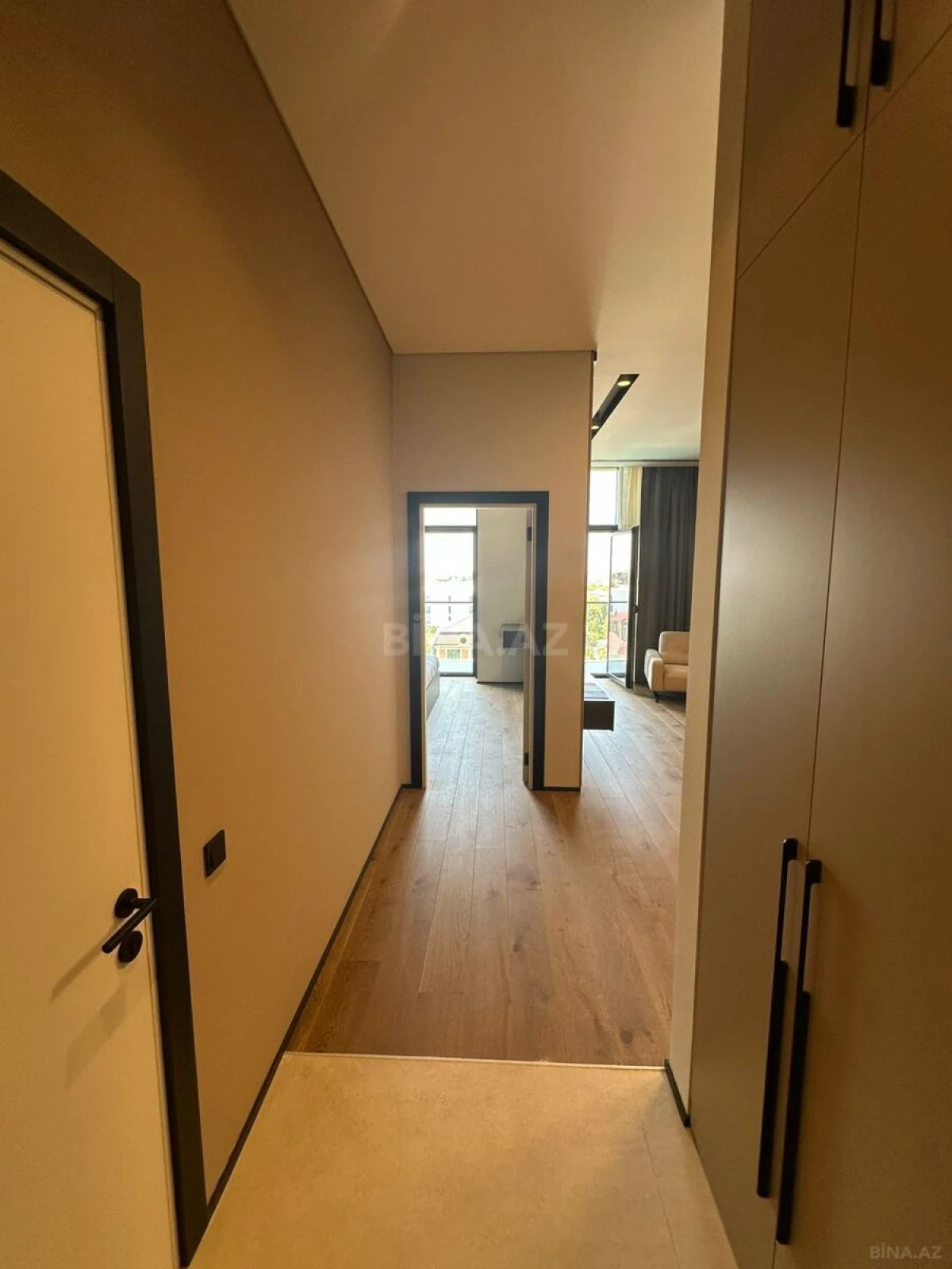 Satılır 2 otaqlı mənzil 80 m²