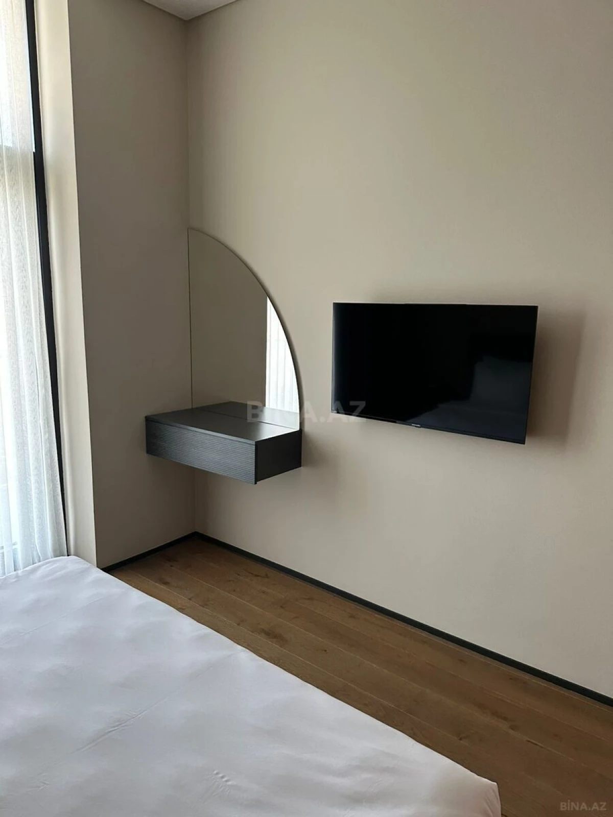 Satılır 2 otaqlı mənzil 80 m²