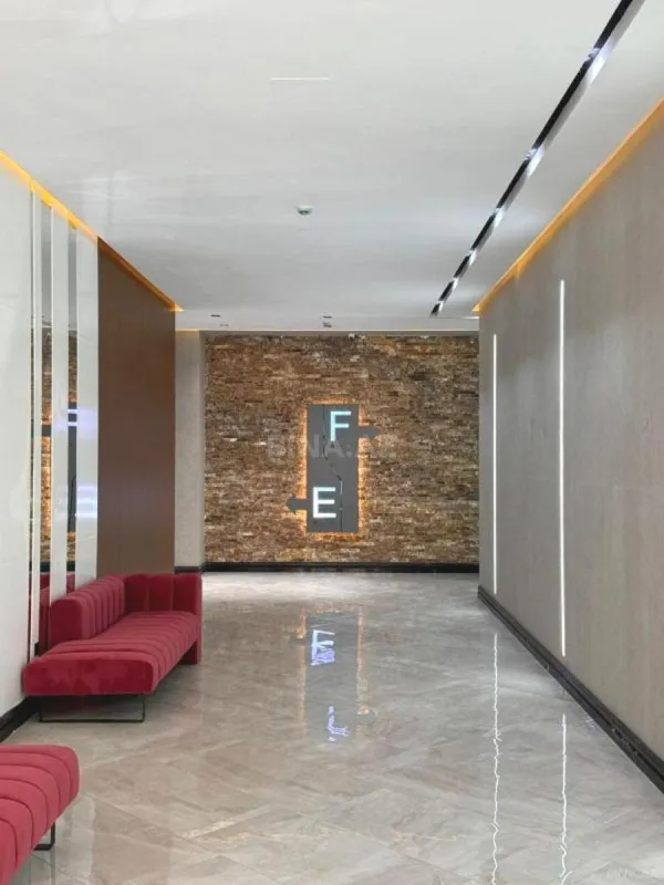 Satılır 2 otaqlı mənzil 118 m²