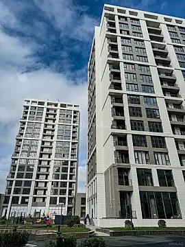 Satılır 2 otaqlı mənzil 118 m²