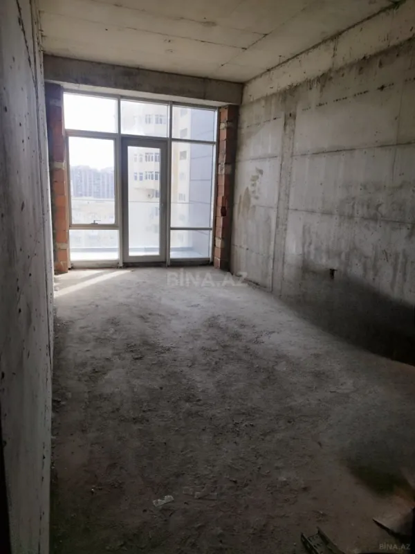 Satılır 2 otaqlı mənzil 94 m²