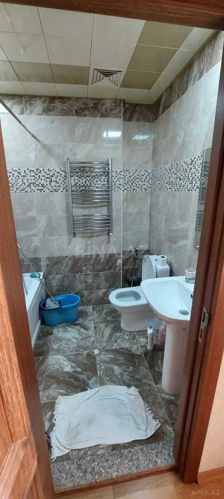 Kirayə verilir 2 otaqlı mənzil 80 m²